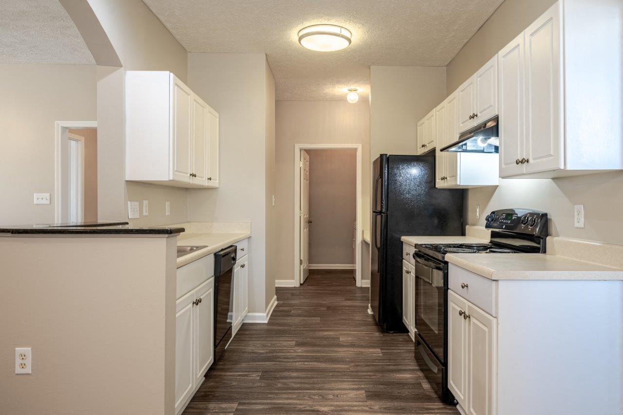 The Preserve At Grande Oaks Apartment Homes is a similar property to Summerlyn Cottages located in Fayetteville